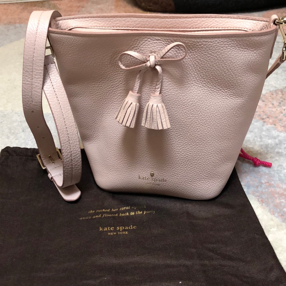Kate Spade Hayes Street Vanessa bucket bag